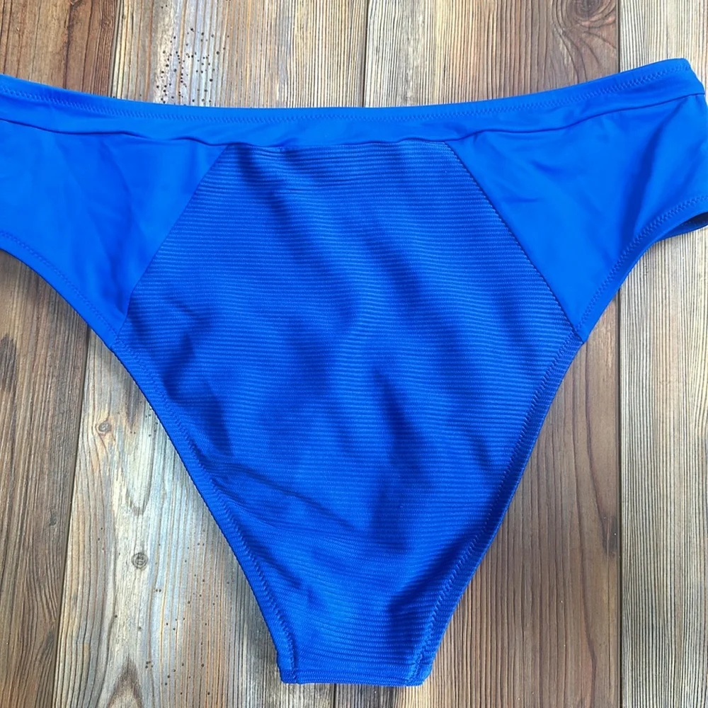 NWOT high waist royal blue bikini bottom. Size large - Picture 4 of 4